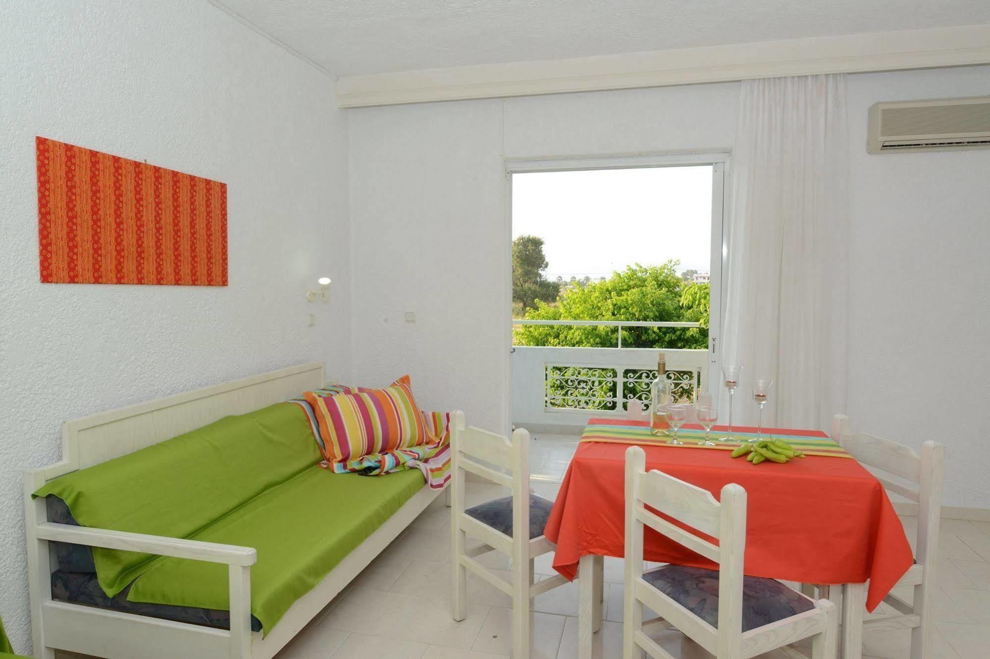 Golden Star Relax Hotel - Adults Only 16 Plus Тигаки Экстерьер фото